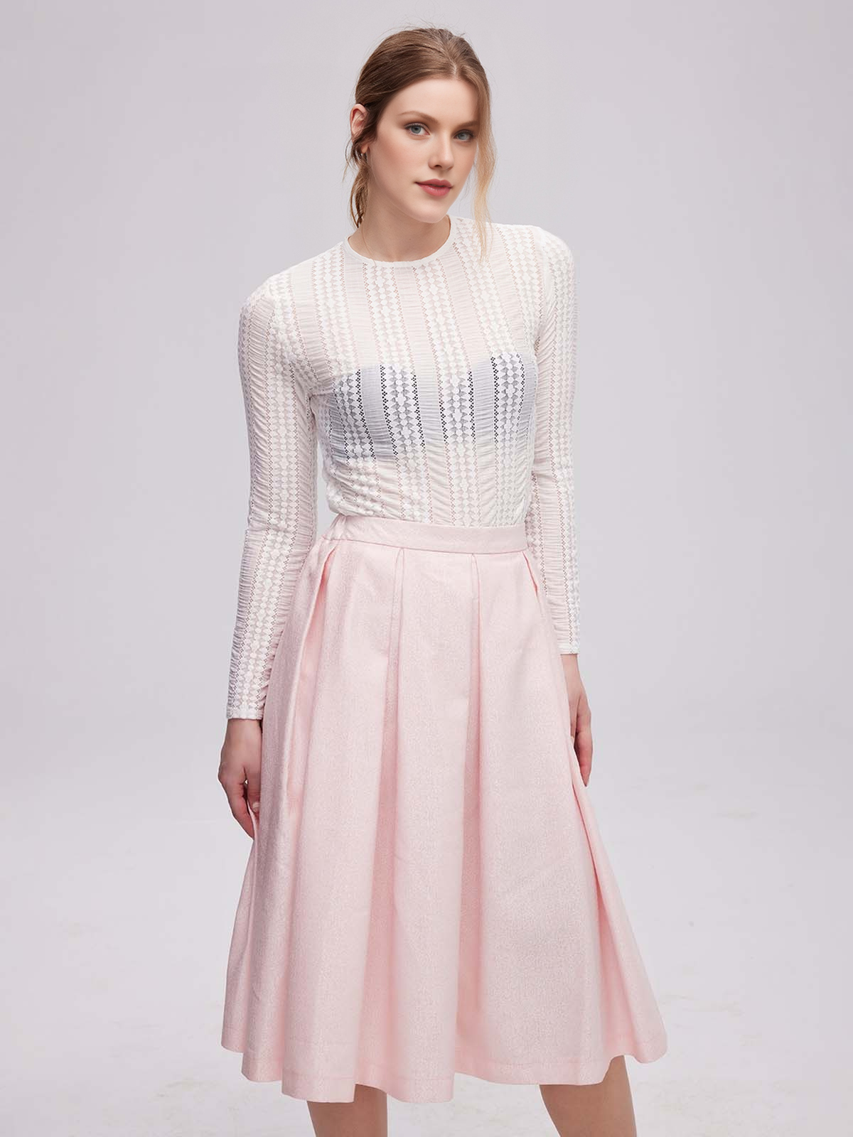 Dirndl Khaki in eleganter Ausführung